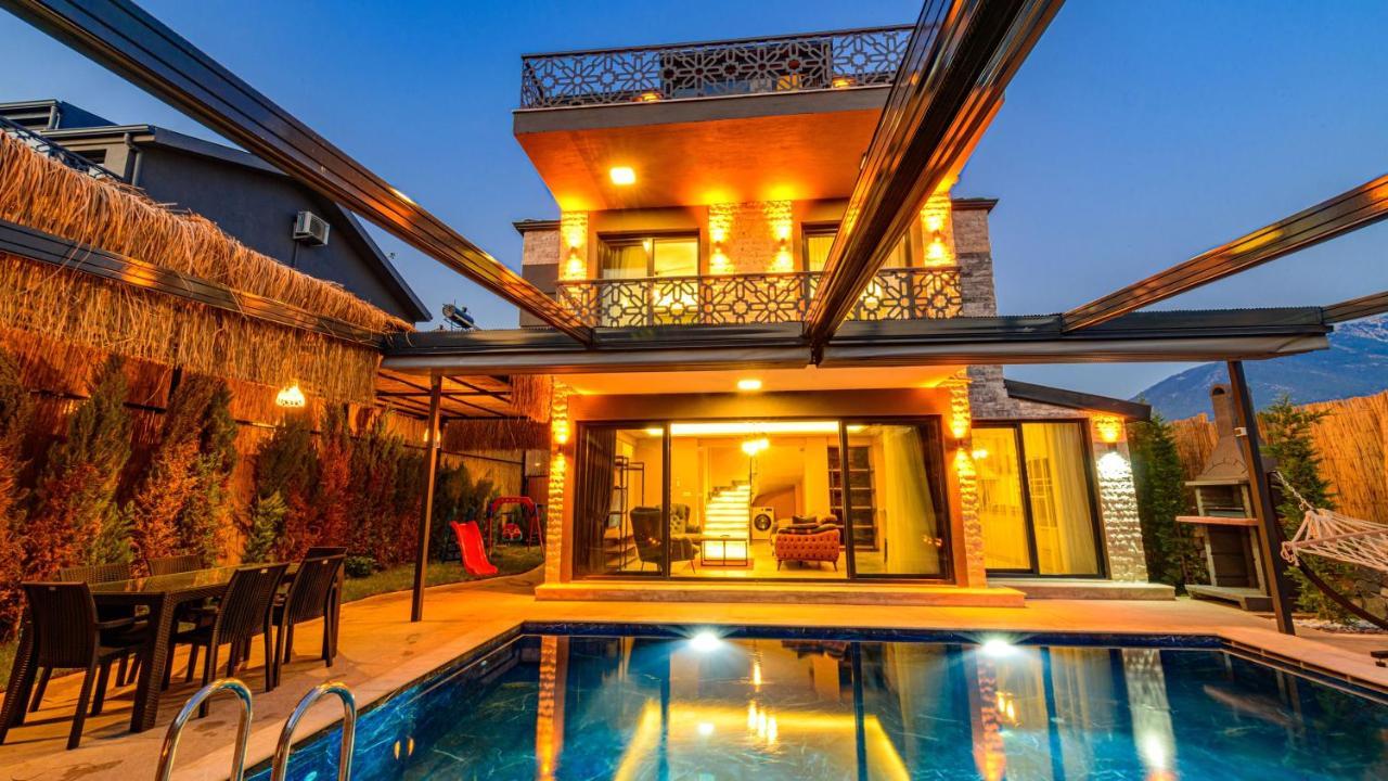 Villa Soeguet 1 - 4 Bedroom With Jacuzzi In Fethiye