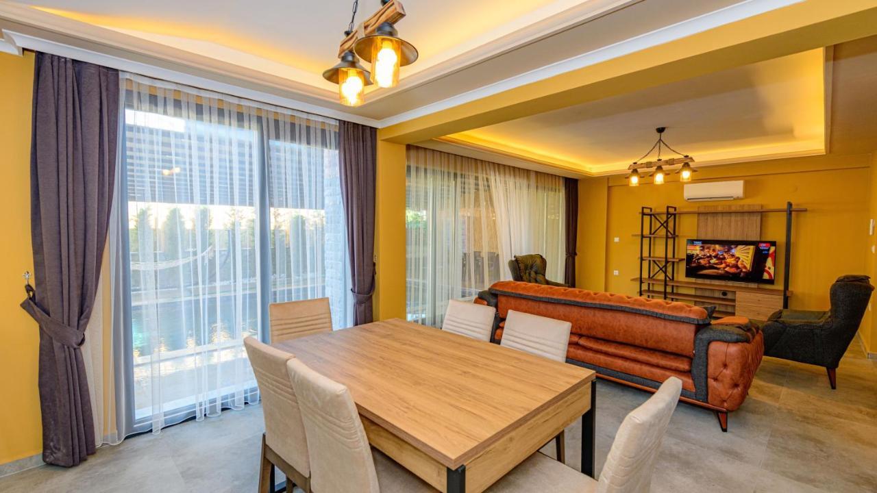 Soeguet 2 - 4 Bedroom With Jacuzzi In * Fethiye
