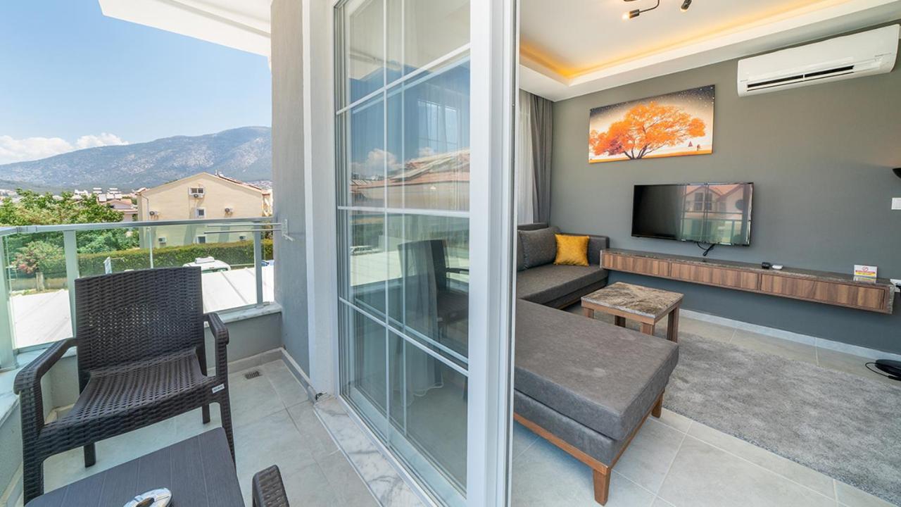 Apartment Midpoint *