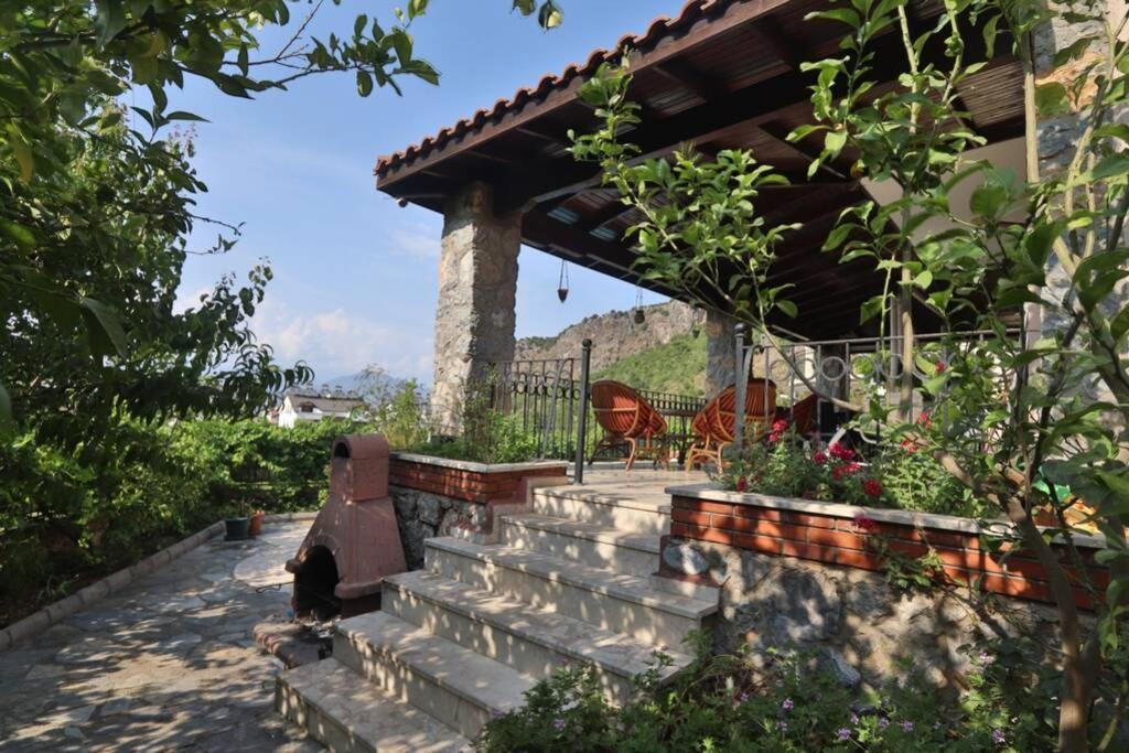 Villa Iksir