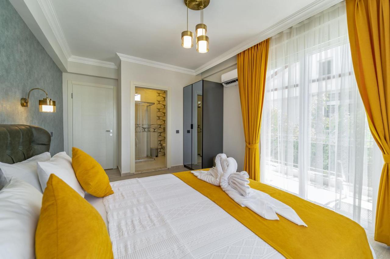 Kamelya, Isitmali Kapali Havuz Ve Saunali Tatil Villaniz Villa Fethiye