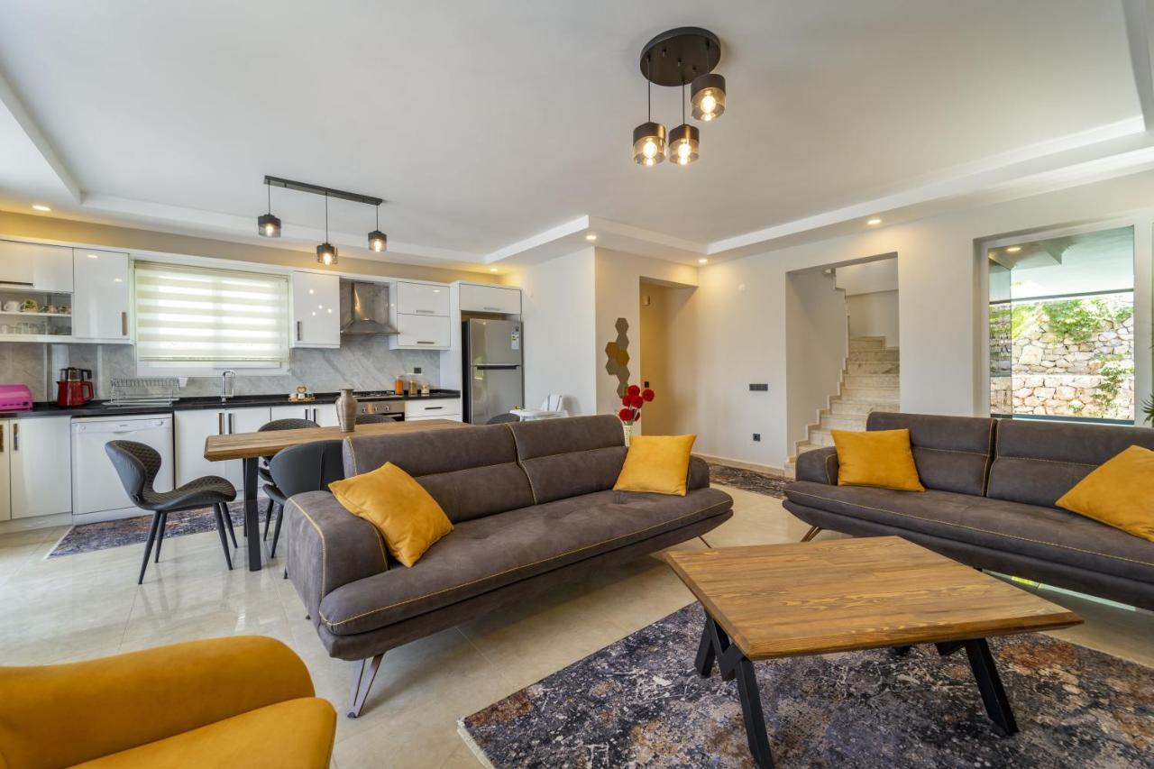 Kamelya, Isitmali Kapali Havuz Ve Saunali Tatil Villaniz * Fethiye