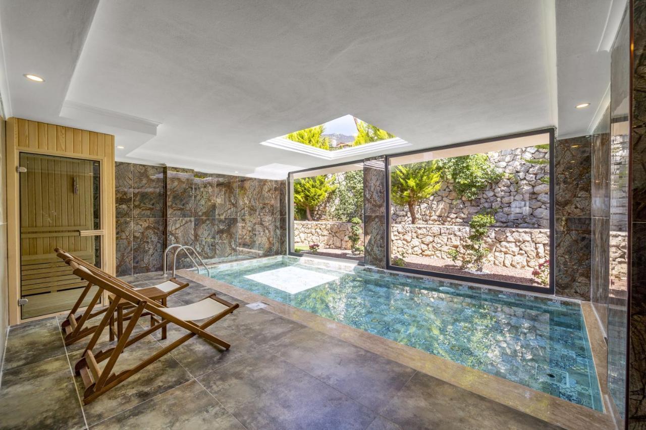 Kamelya, Isitmali Kapali Havuz Ve Saunali Tatil Villaniz Fethiye