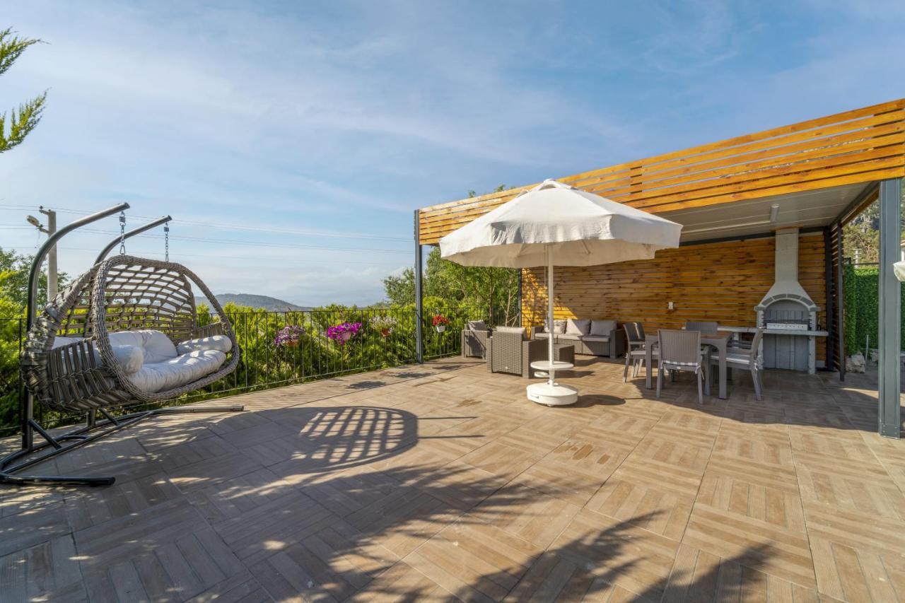 Kamelya, Isitmali Kapali Havuz Ve Saunali Tatil Villaniz *