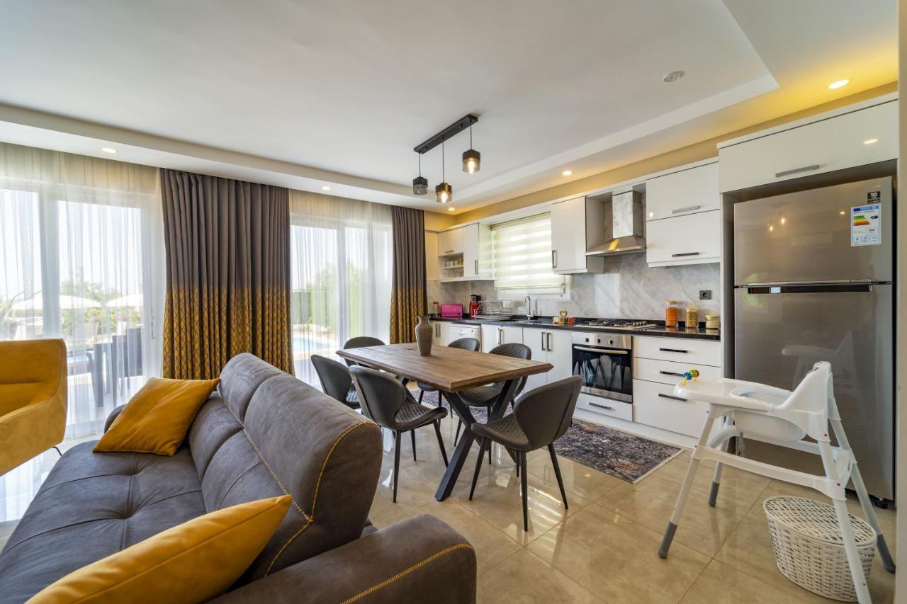 Villa Kamelya, Isitmali Kapali Havuz Ve Saunali Tatil Villaniz