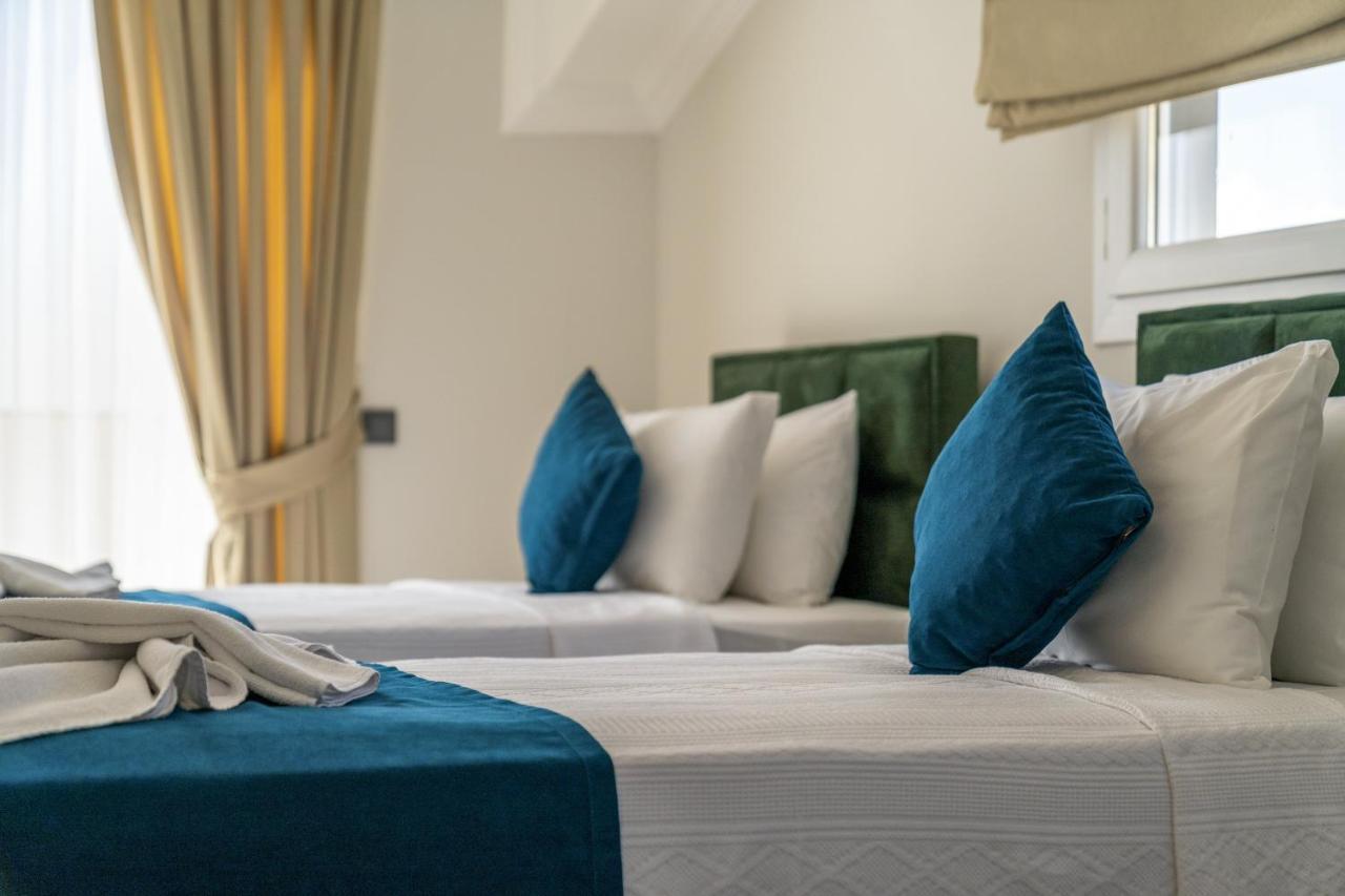 Kamelya, Isitmali Kapali Havuz Ve Saunali Tatil Villaniz Fethiye