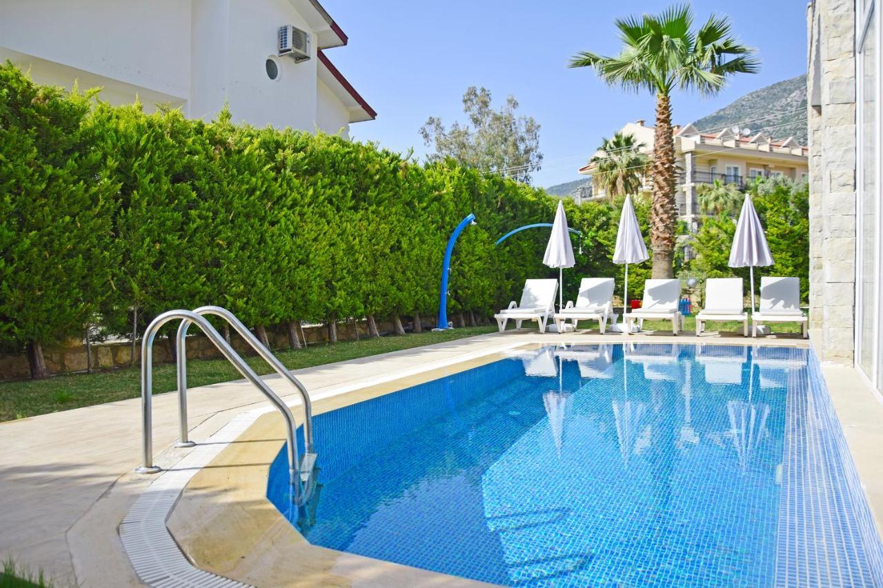 Melis Villa *