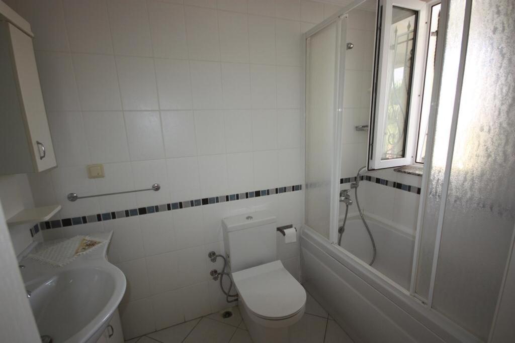 Nearby The Sea With Pool Triplex Villa Fethiye