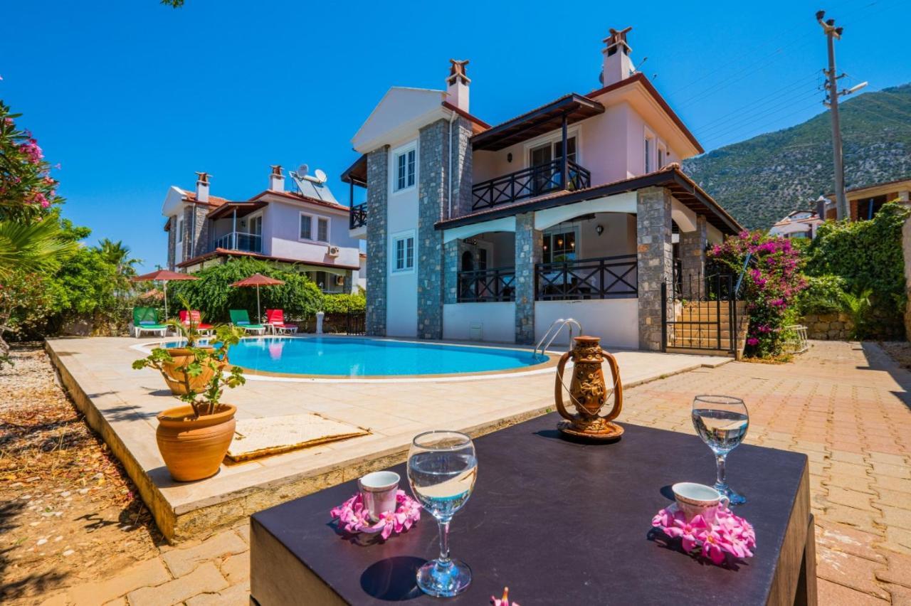 Infinity Flora Villa *