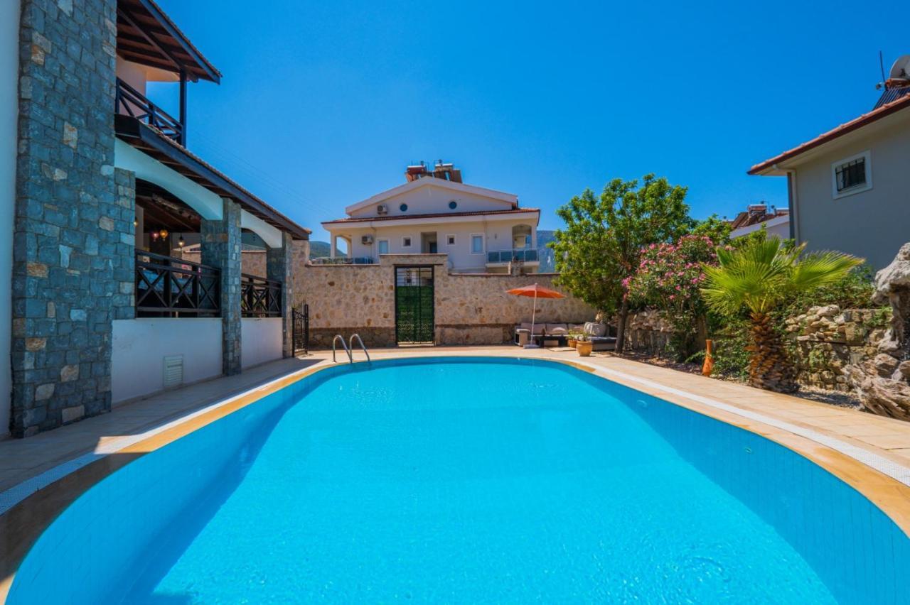 Infinity Flora Villa *