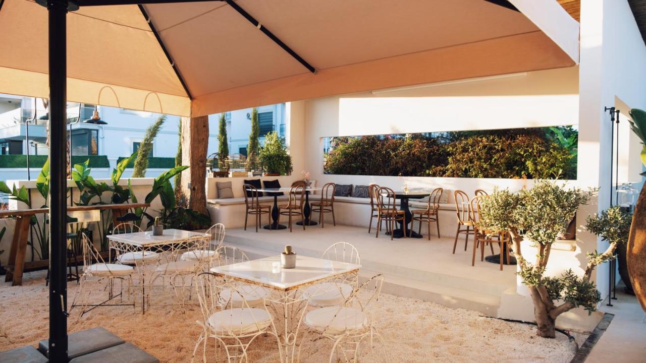 To Be Social House Resort