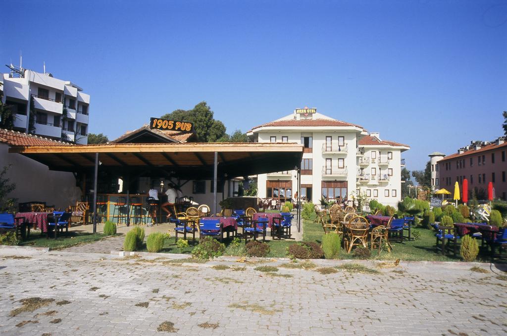 Area Otel 3*