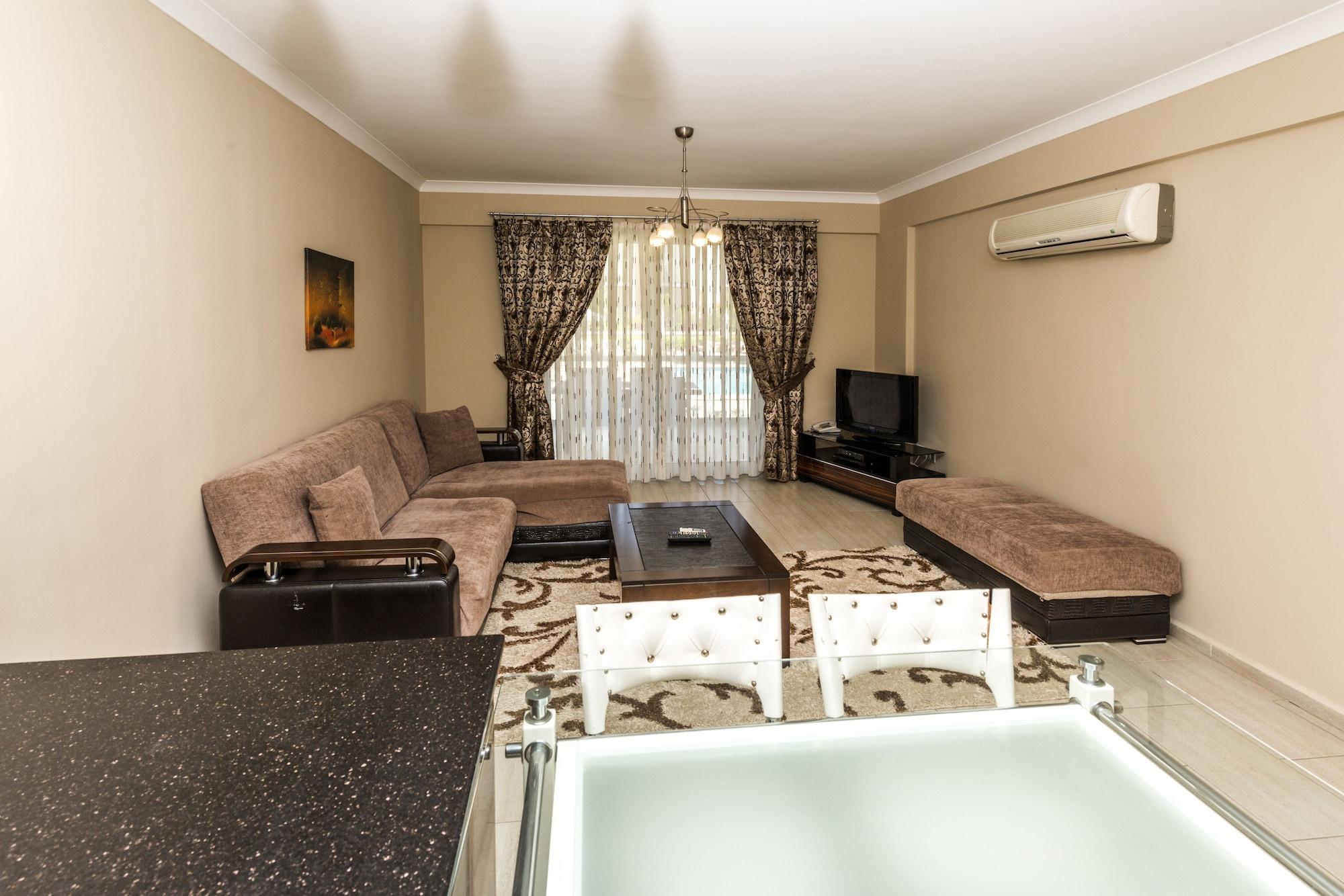 Diana Aparthotel 4*