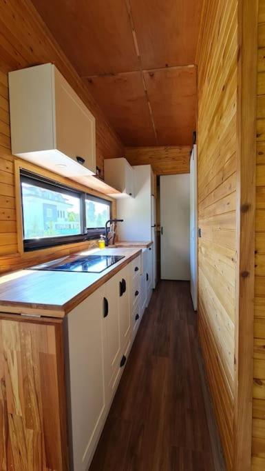 Alley Tiny House Villa *