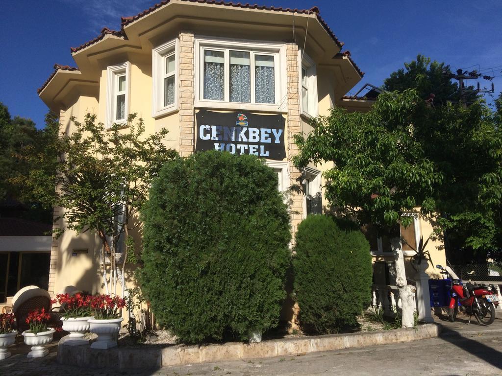 Otel Cenk Bey