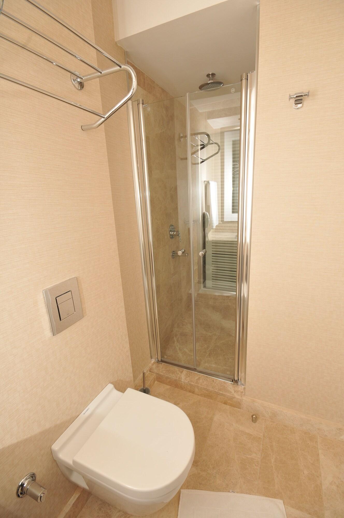 Hotel Alesta Yacht