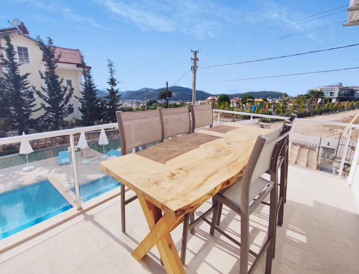Villa Holly
