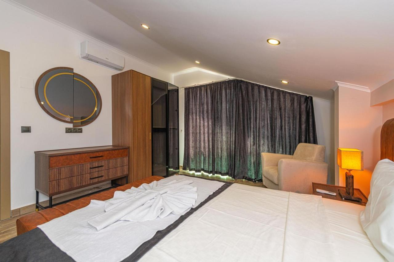 Villa 4 Beds, Luxury In Hisarönü ölüdeniz Mia