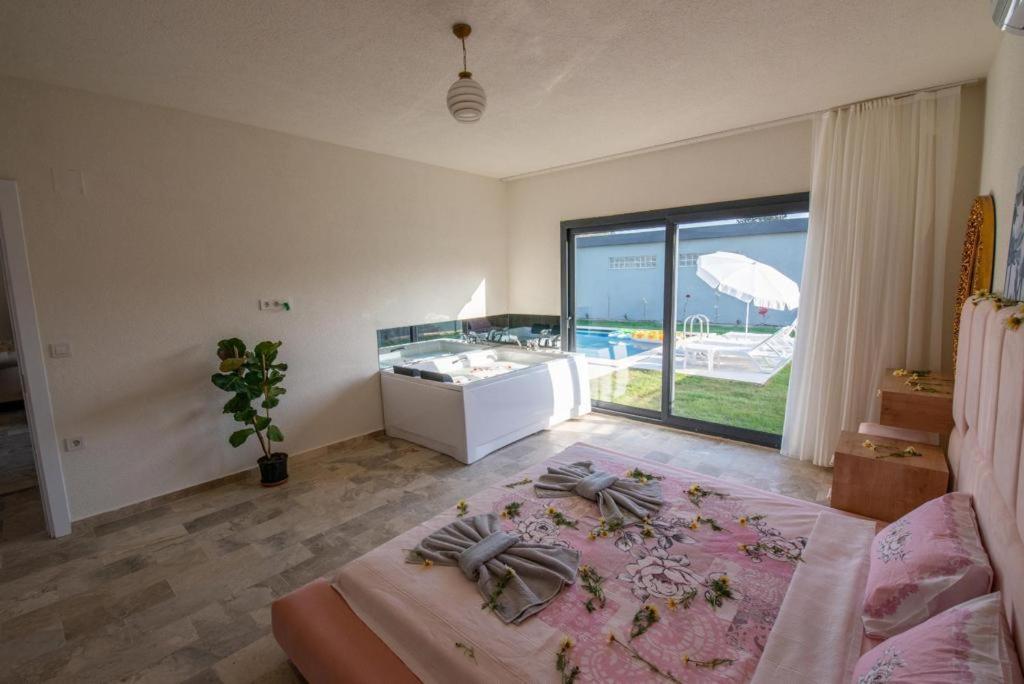 Diamond Tria * Fethiye