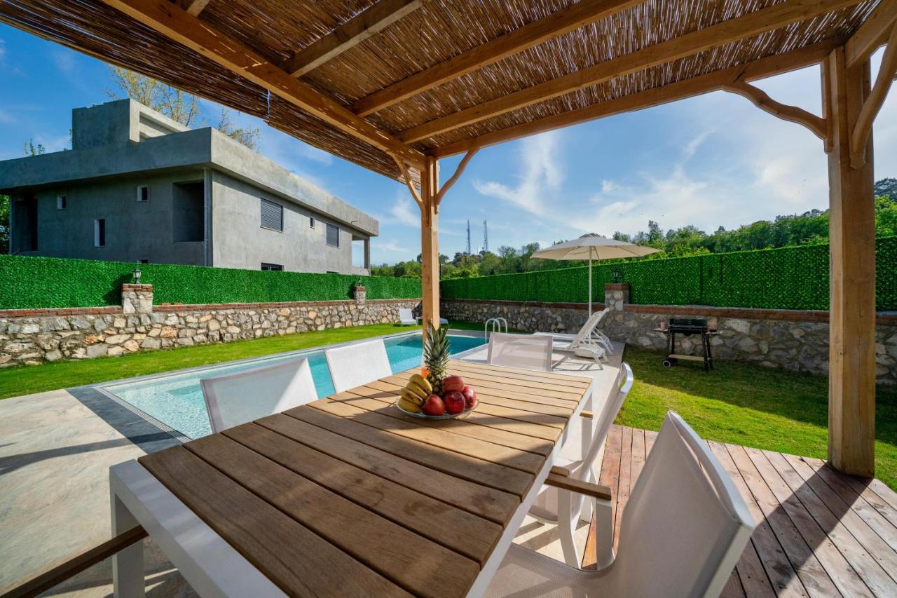 Muestakil Yuezme Havuzlu Genis Bahceli Villa Loft * Fethiye