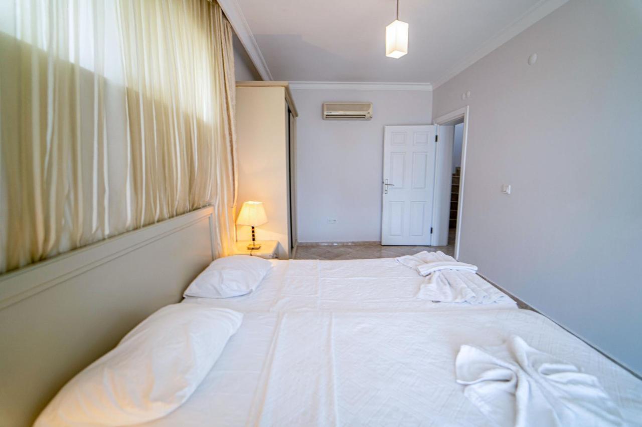 Villa Seaside Residence, Villa Sar, Deniz Manzarali Fethiye Calis , 4 Yatak Odali ,8 Kisilik Muestakil Havuzlu Villa Fethiye