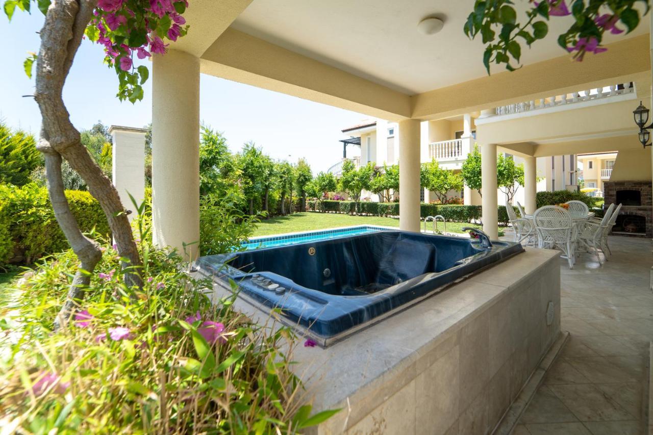 Villa Seaside Residence, Villa Sar, Deniz Manzarali Fethiye Calis , 4 Yatak Odali ,8 Kisilik Muestakil Havuzlu Villa *