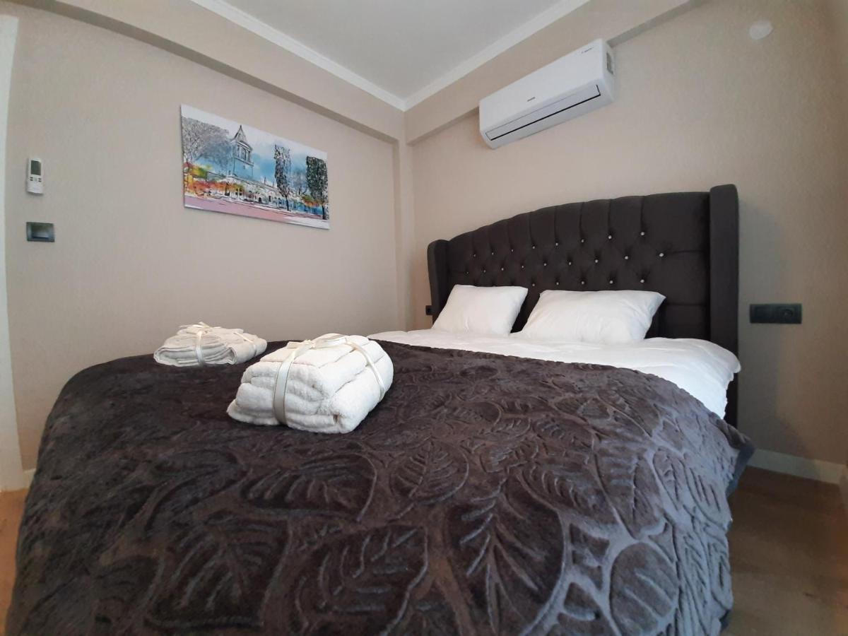 Alpha Apartment *
