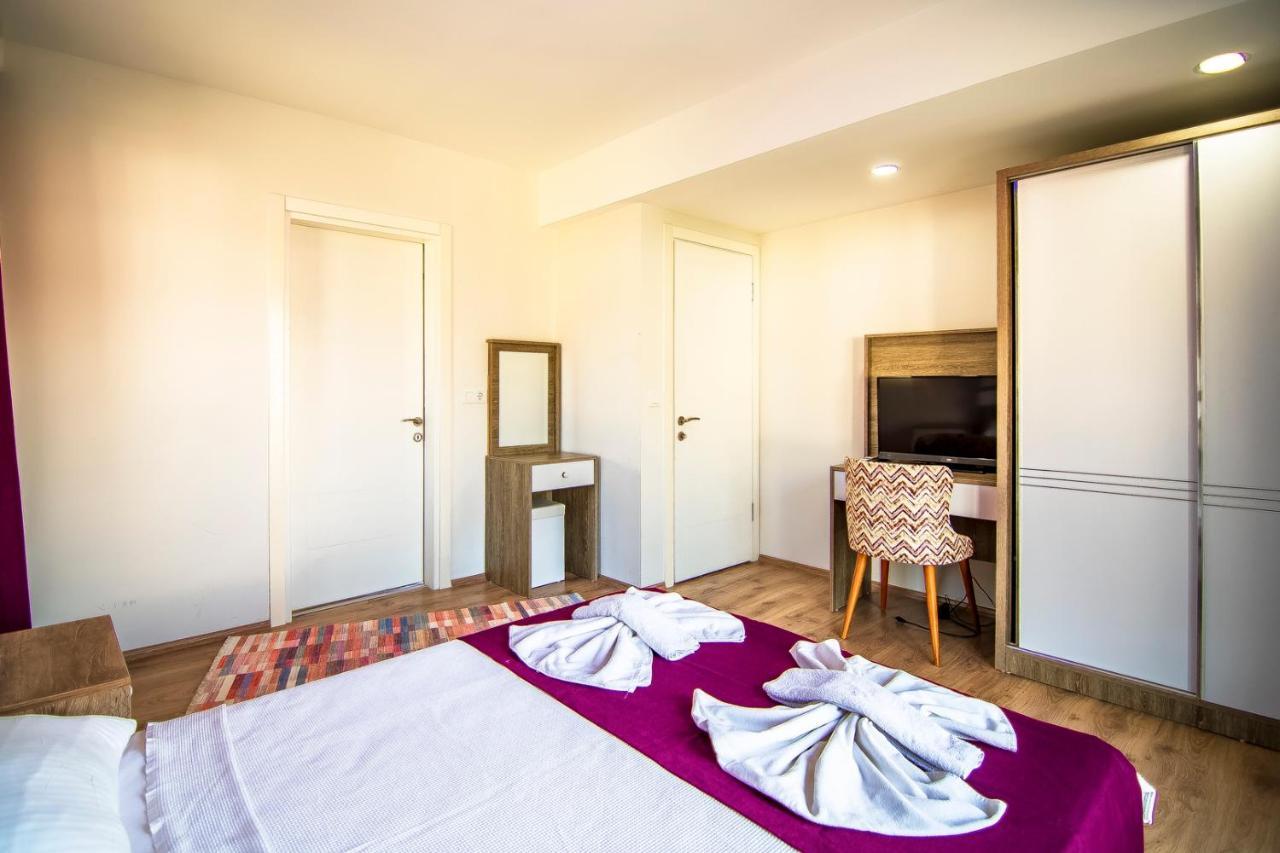 Lilya Hisar Villa *