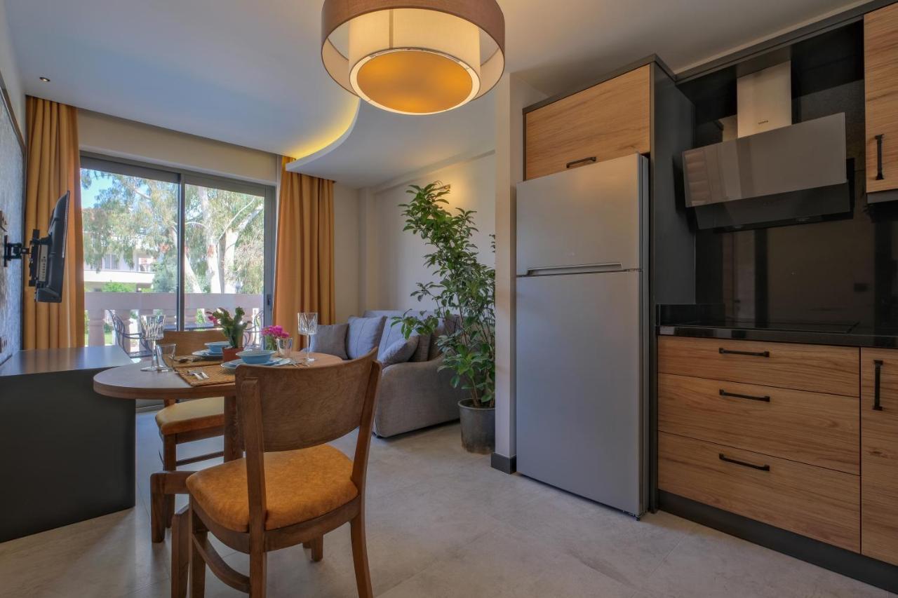 Kalender Suits Apartment