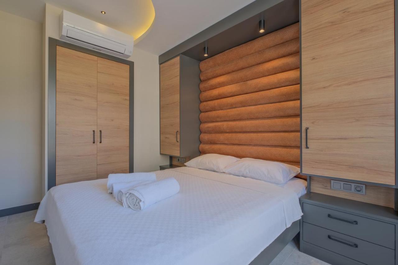 Kalender Suits Apartment