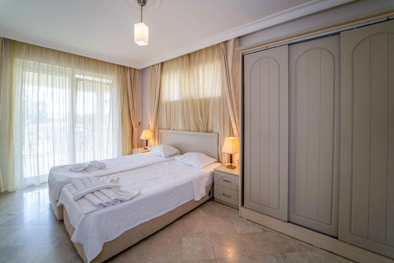 Seaside Residence, Villa Sar, Deniz Manzarali Fethiye Calis , 4 Yatak Odali ,8 Kisilik Muestakil Havuzlu Villa *