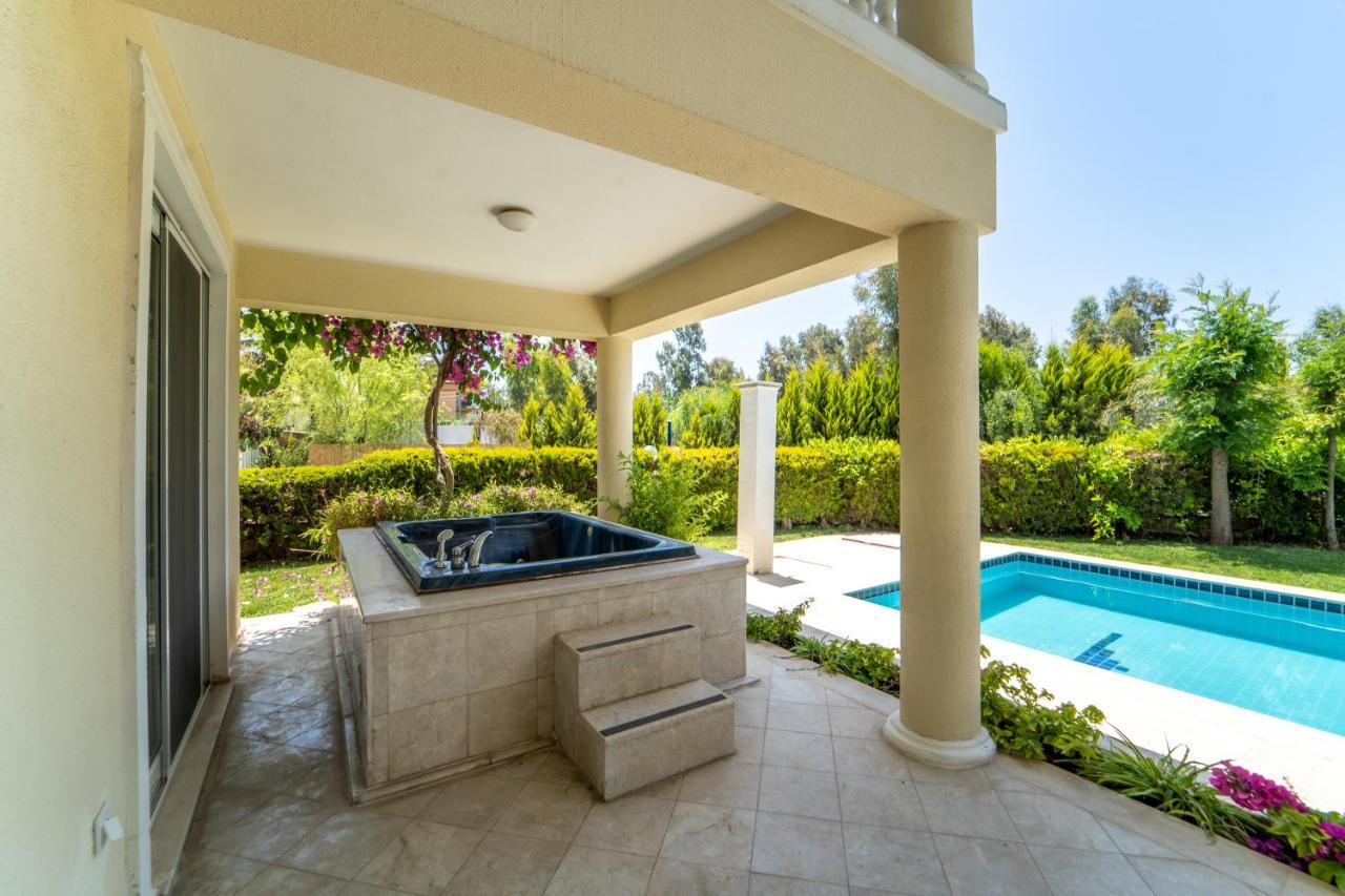 Villa Seaside Residence, Villa Sar, Deniz Manzarali Fethiye Calis , 4 Yatak Odali ,8 Kisilik Muestakil Havuzlu Villa Fethiye