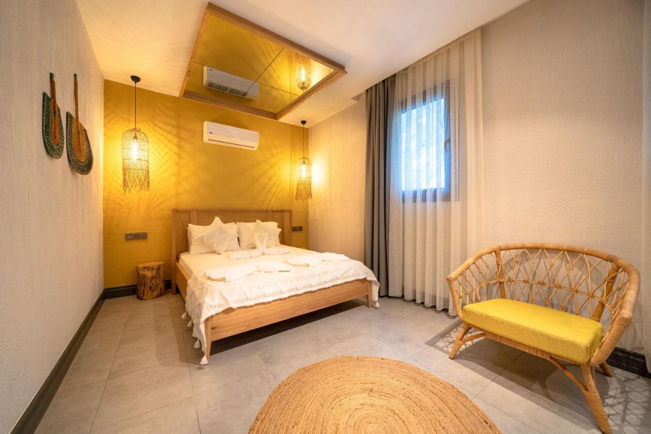 Aparthotel Reddoors Sea View 2*