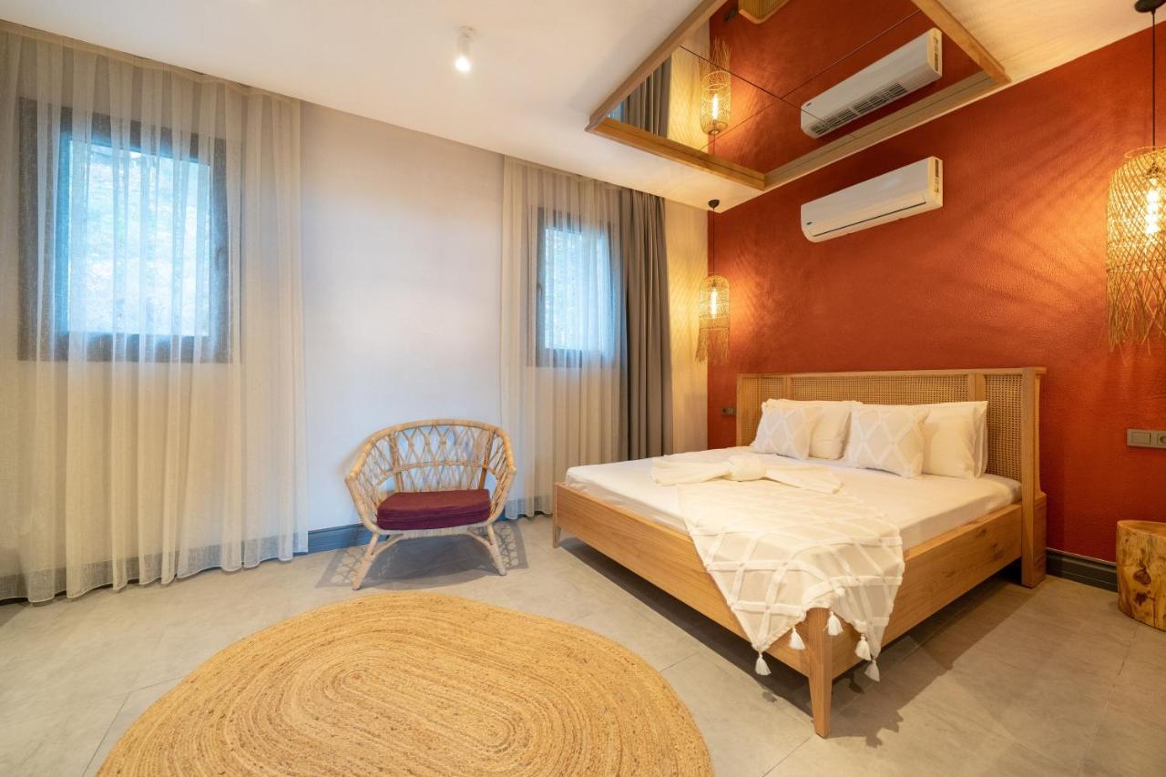Aparthotel Reddoors Sea View 2*