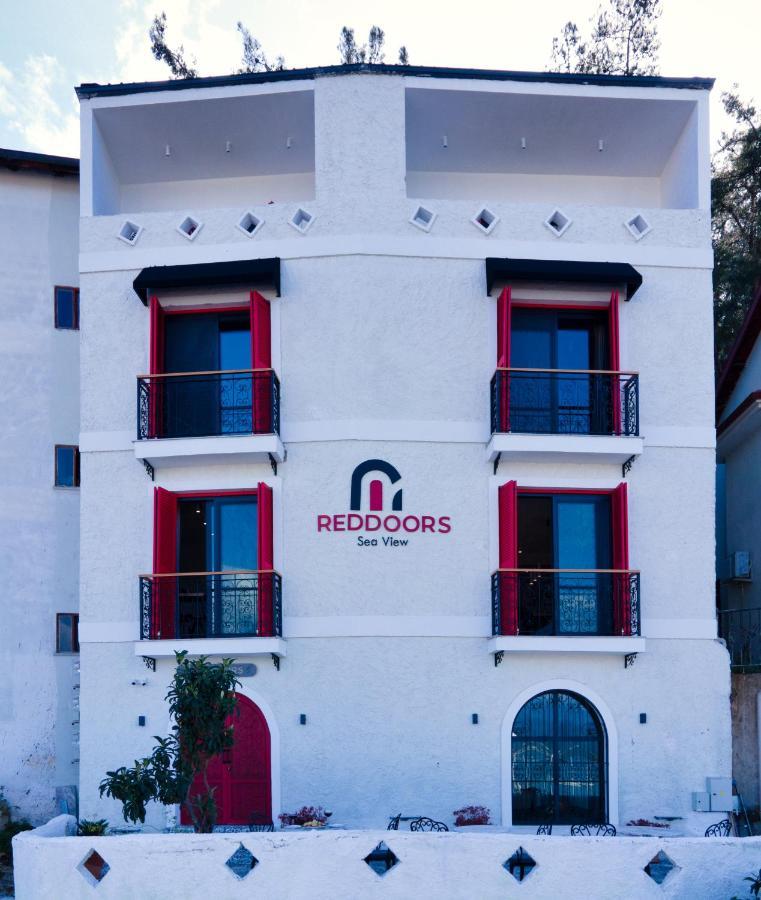 Reddoors Sea View Aparthotel 2*