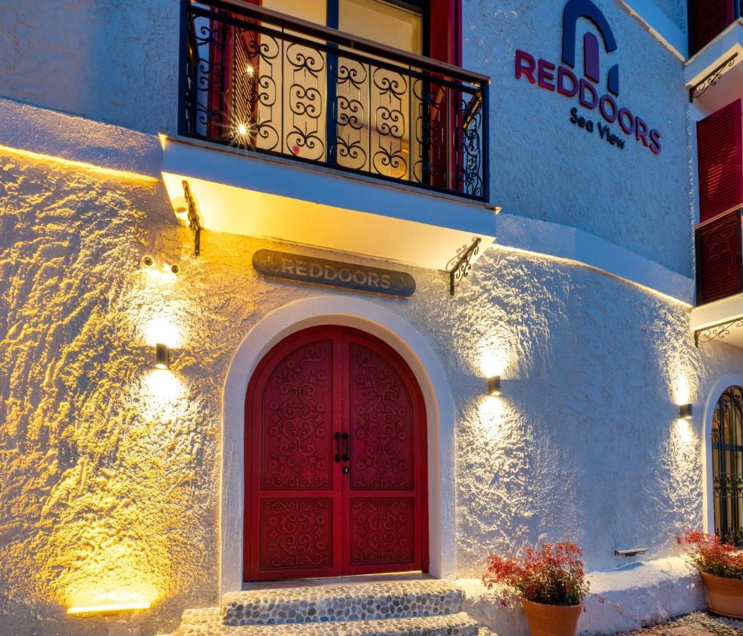 Reddoors Sea View