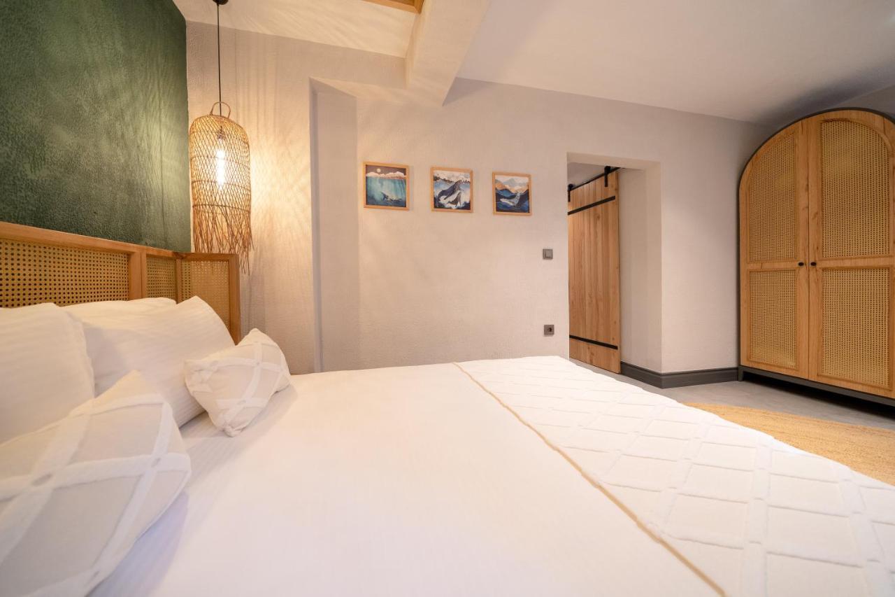 Aparthotel Reddoors Sea View