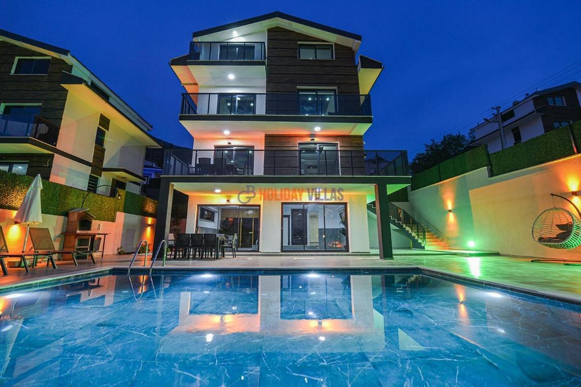 Villa Sea Esta 4 *