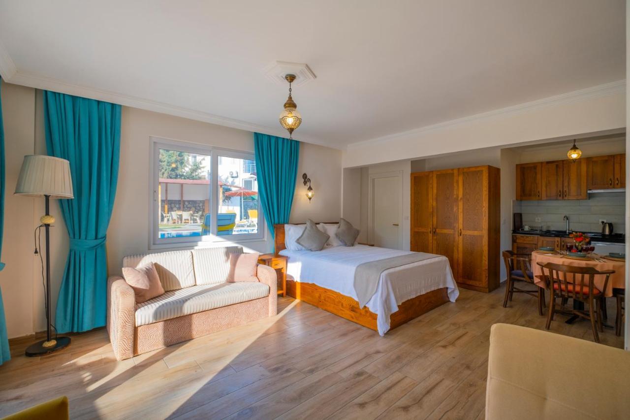 Infinity Lily Fethiye