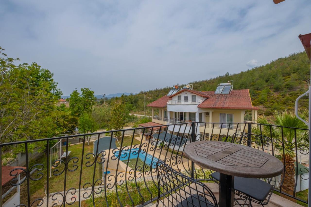 Infinity Lily Holiday park