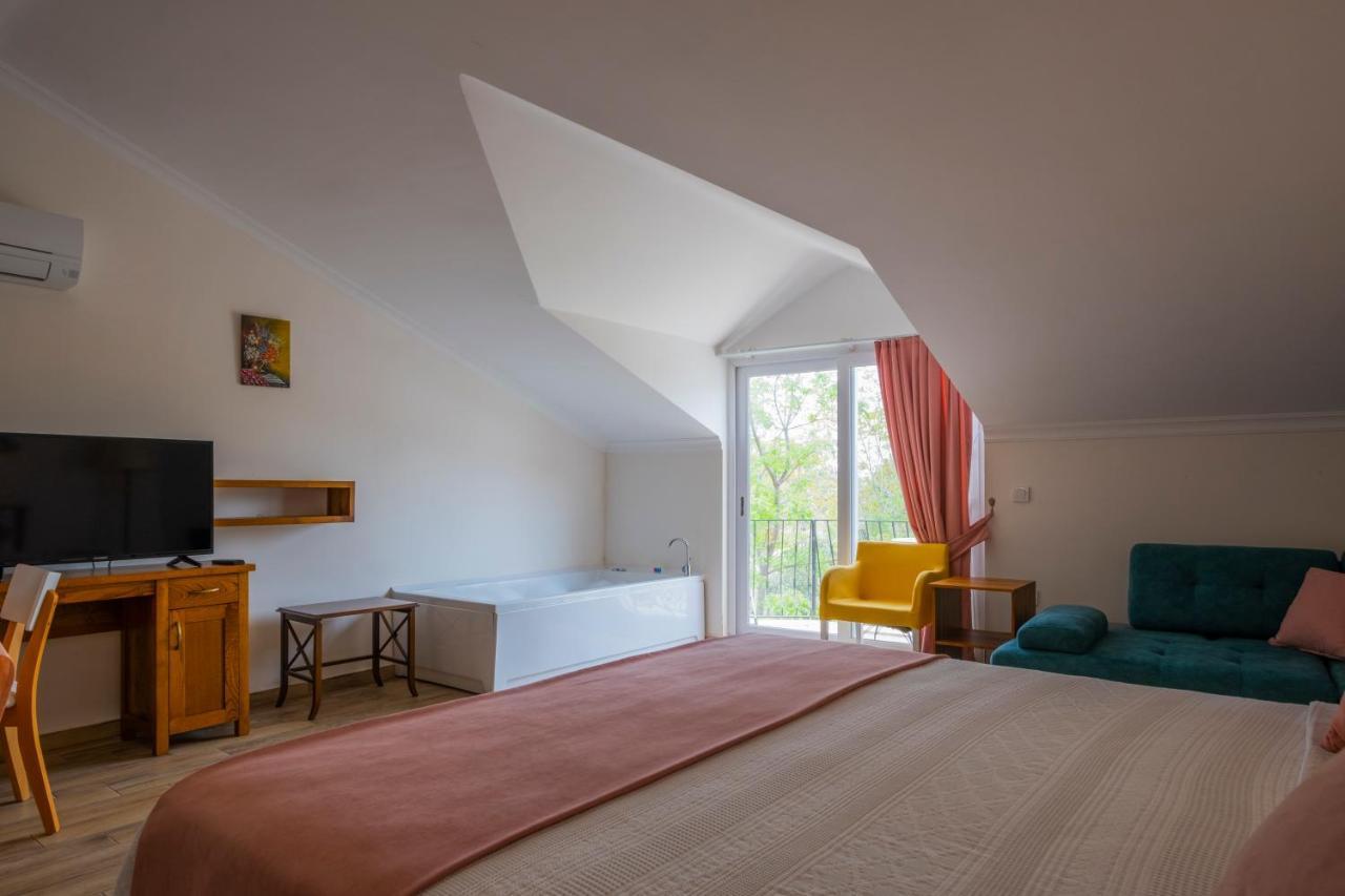 Infinity Lily Holiday park 2*