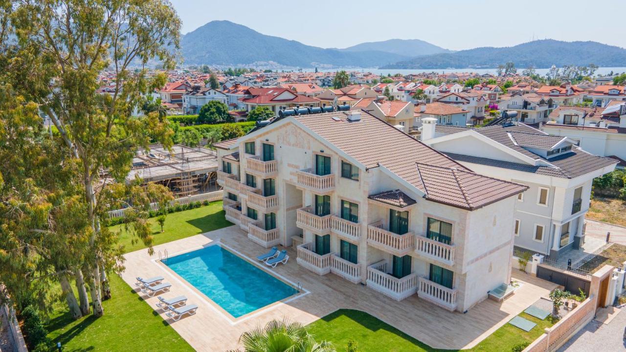 Kalender Suits Fethiye
