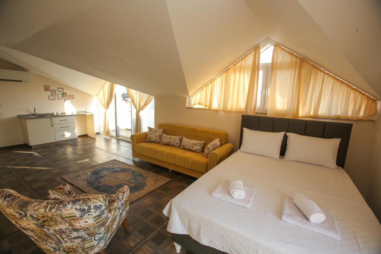 Maya Villa *