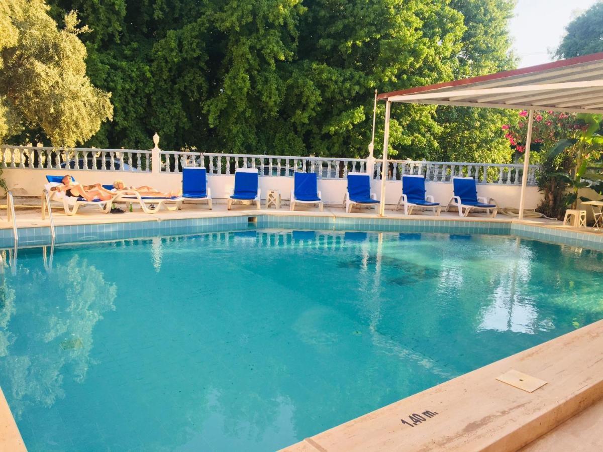 Aparthotel Sato 4*