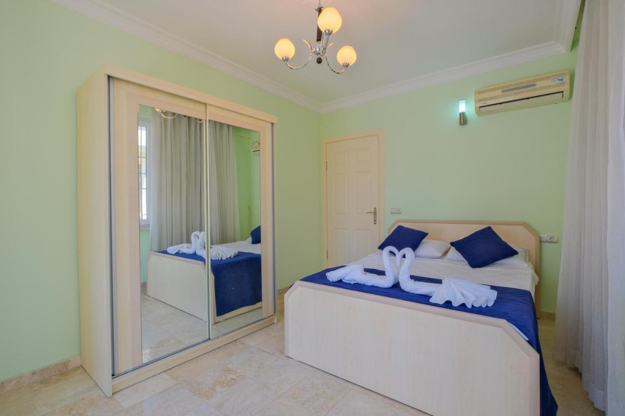 Yas Calis Villa