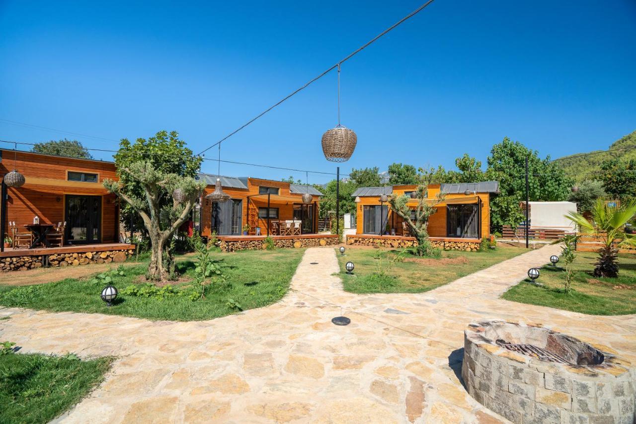 Kamp alanı Nomade Caravan Camping *