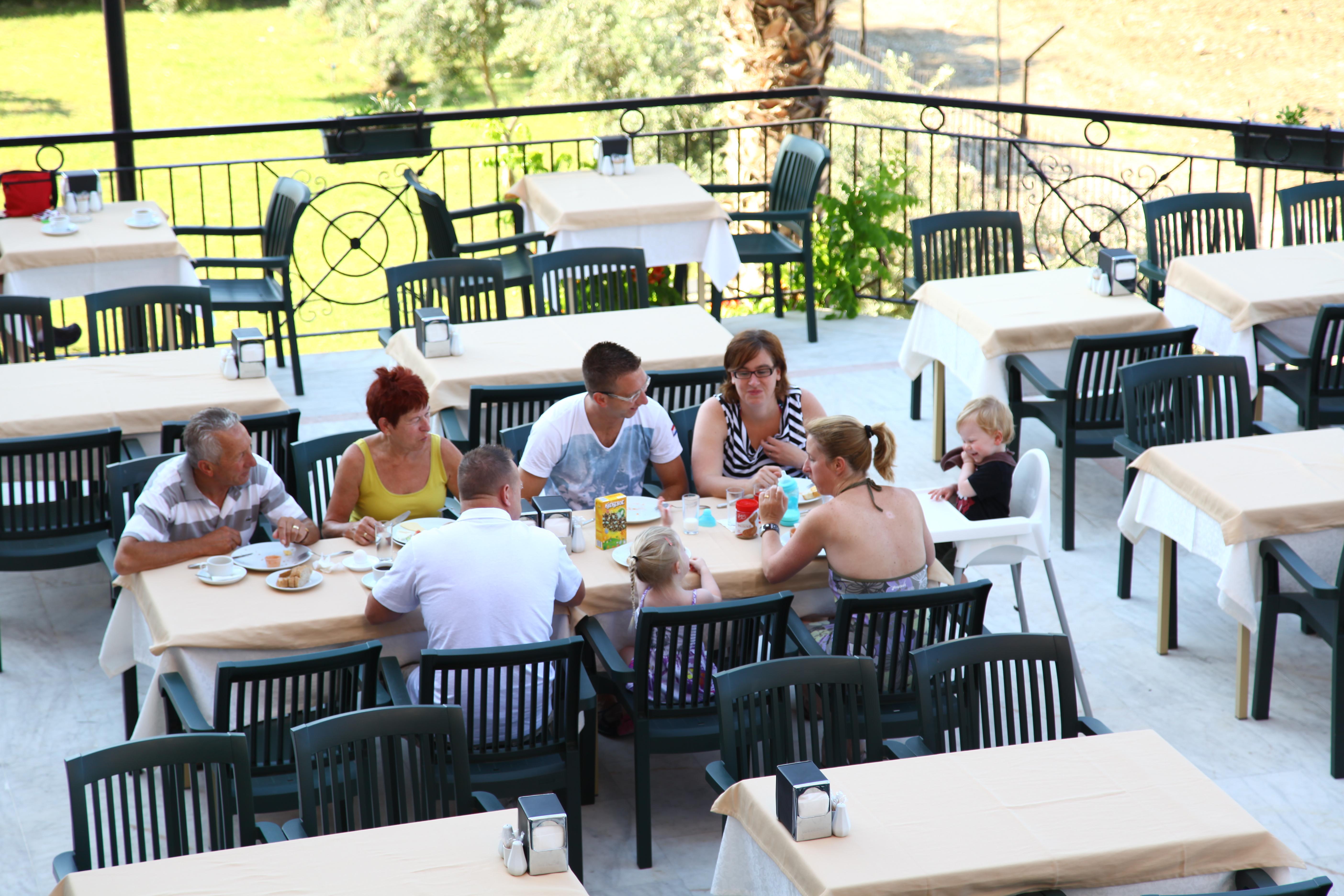 Pelin Hotel 3*