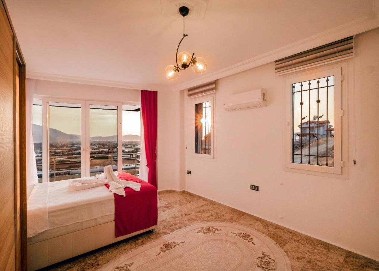 Villa Sessiz,sakin, Huzurlu Jakuzi Ve Saunali Deniz,doga Manzarali Muestakil *