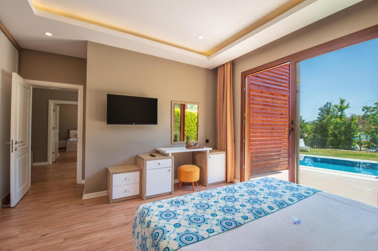 The Bay Club Otel 5*