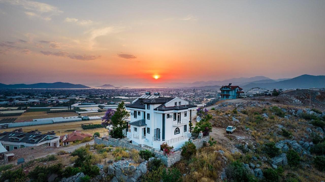 Villa Sessiz,sakin, Huzurlu Jakuzi Ve Saunali Deniz,doga Manzarali Muestakil *
